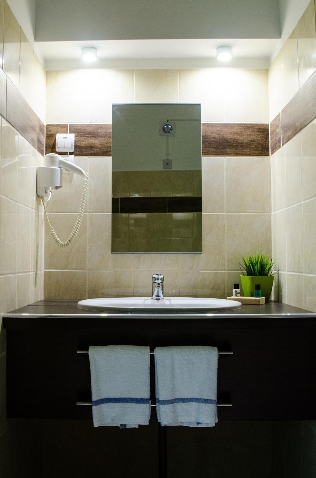 Green Corner Wellness Püspökladány Exteriér fotografie